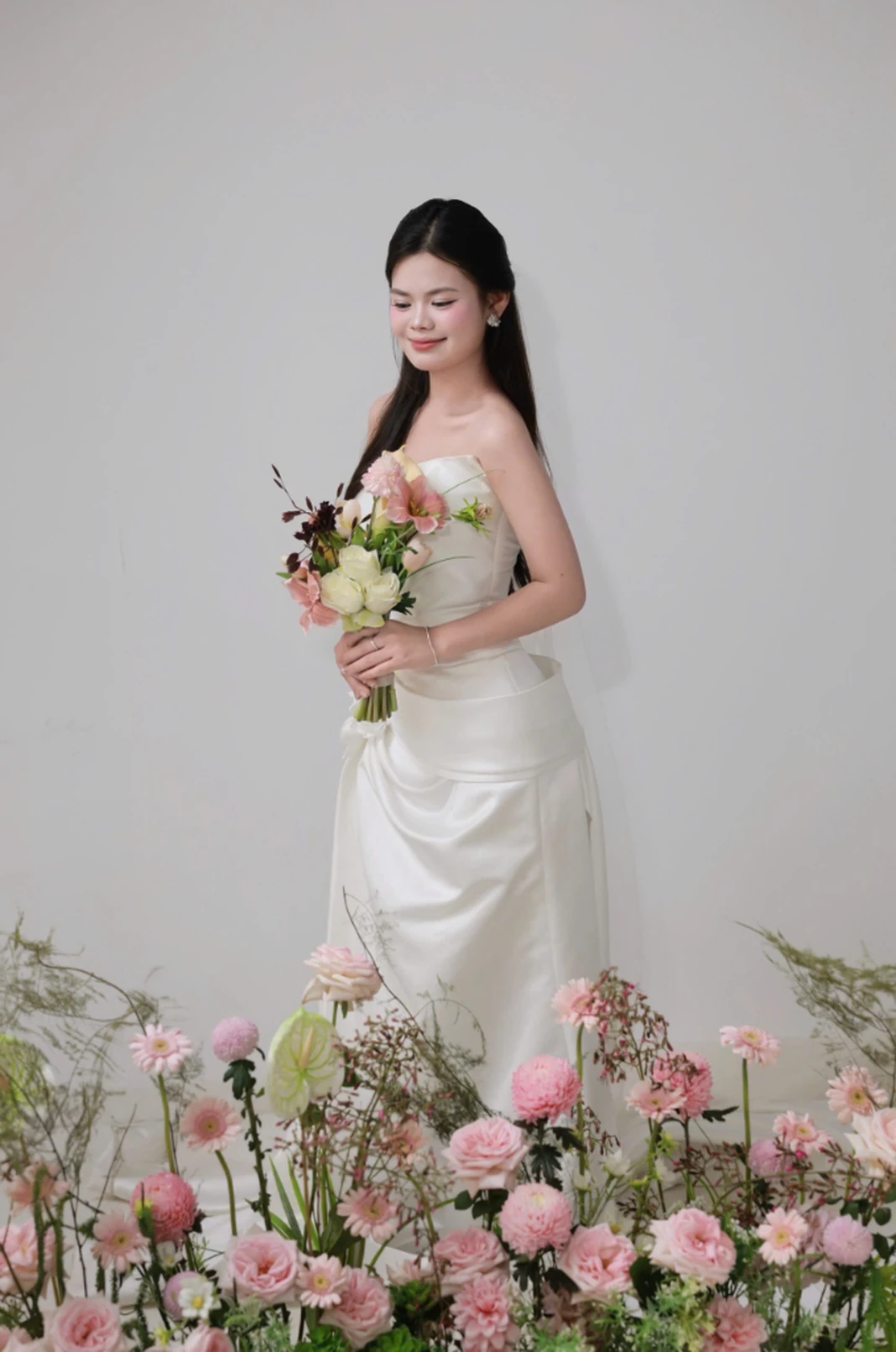 Cô dâu Huyền Trang